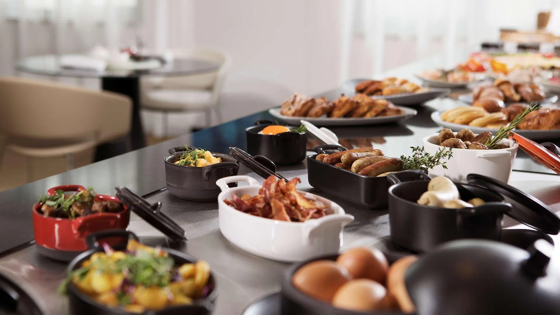 Melia Berlin Hotel 4*,