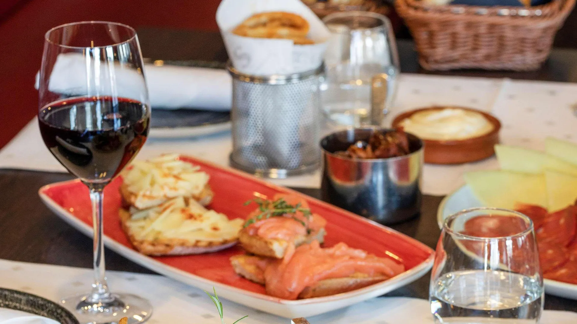 Hotel Meliá Berlín 4*,  Německo